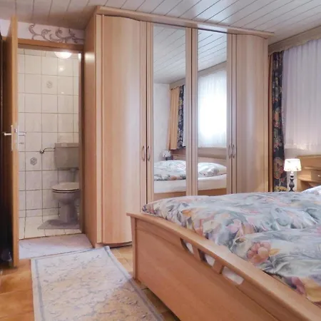 3 Bedroom Cozy In Neumagen-papiermuehle Trittenheim