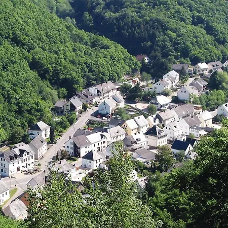 Appartement In Neumagen-papiermuehle Horath